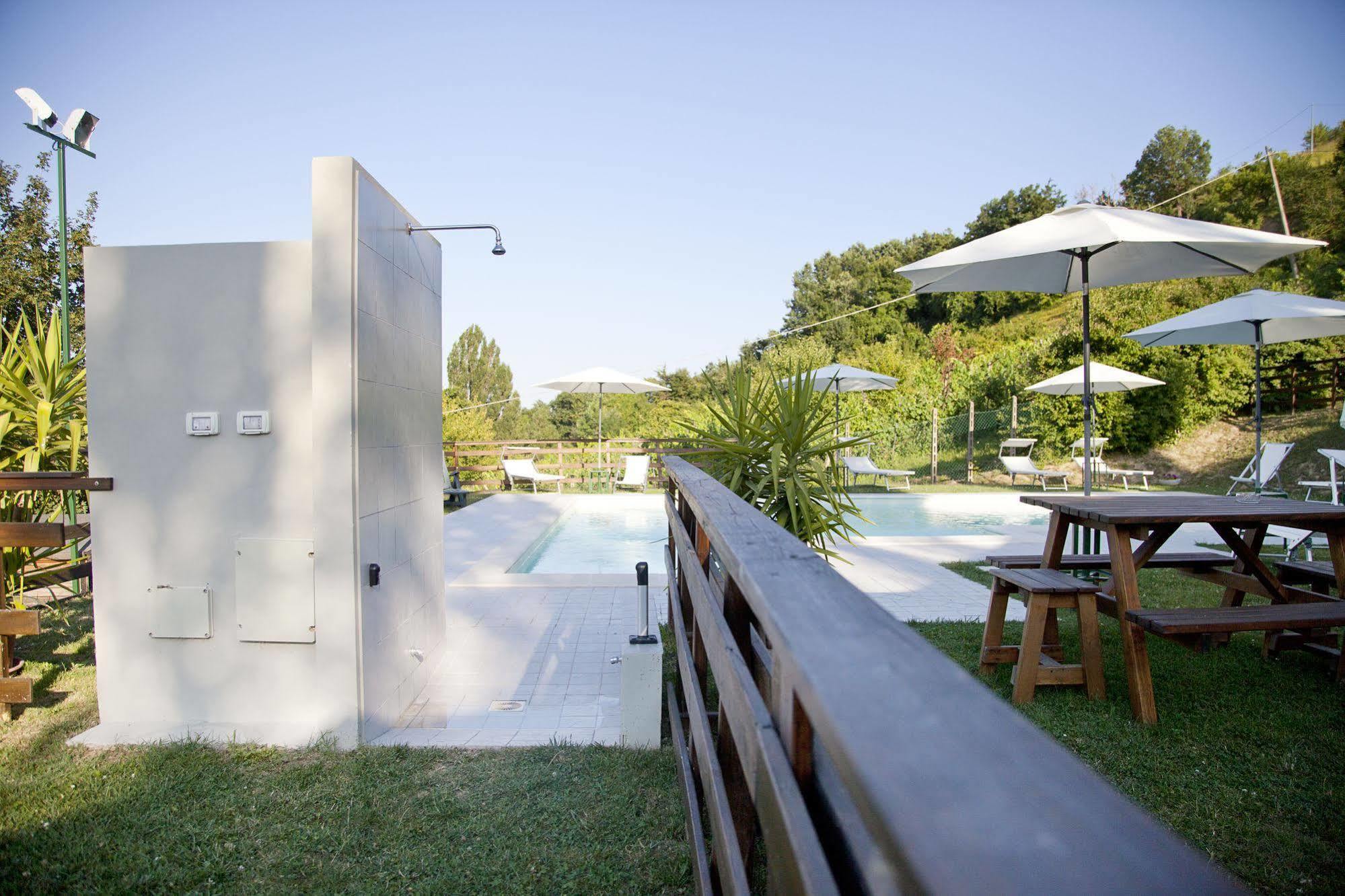 Country House Angelo Blu อูร์บาเนีย ภายนอก รูปภาพ
