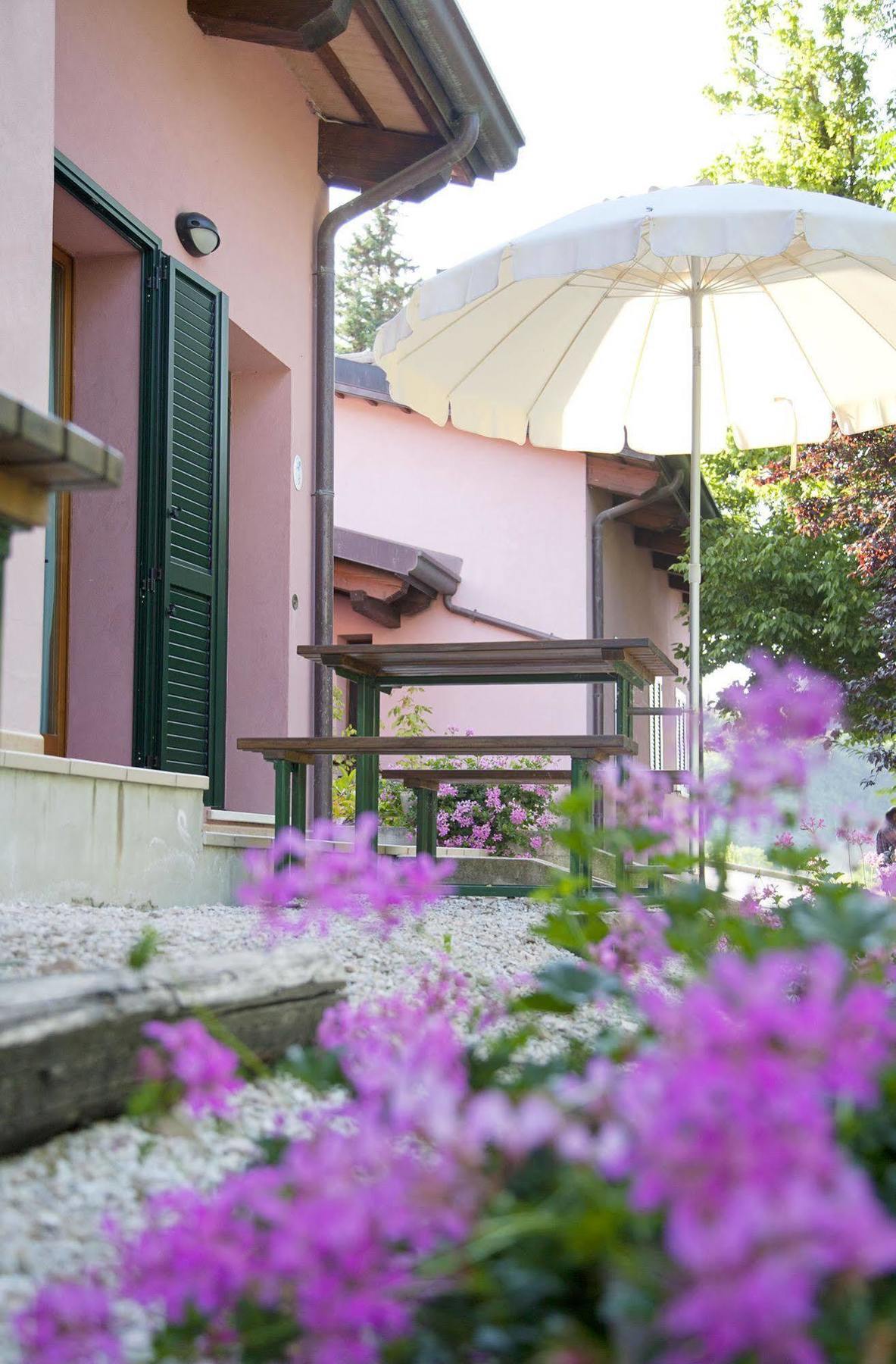 Country House Angelo Blu อูร์บาเนีย ภายนอก รูปภาพ
